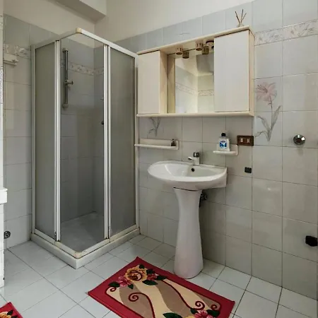 Tra Mari E Monti Apartman Cinquefrondi