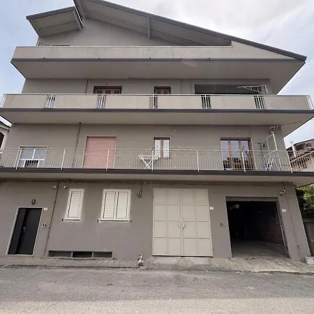 Tra Mari E Monti Appartement *